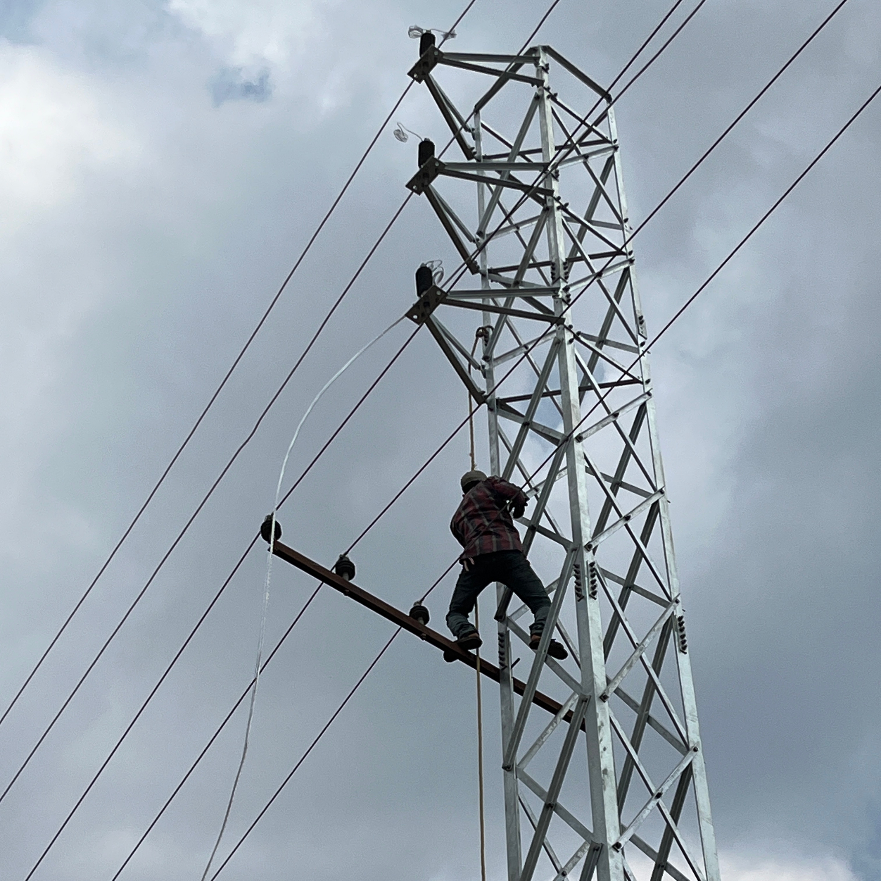 Cable Laying at M+6 Towers